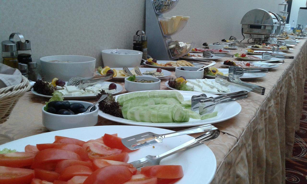 Hotel Sapphire Приморсько Екстер'єр фото